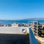 Hilltop House