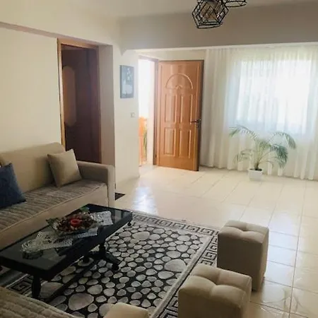 Hilltop House Sarandë