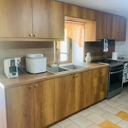 Hilltop House Sarandë